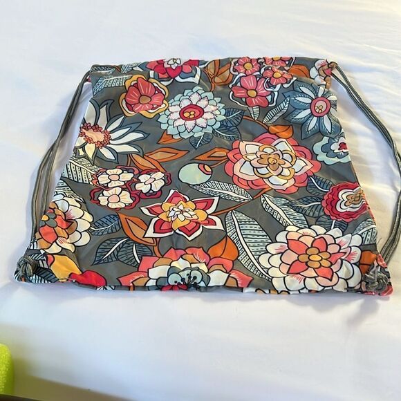 Vera Bradley Tropical Evening Backsack. P6 - Picture 2 of 2